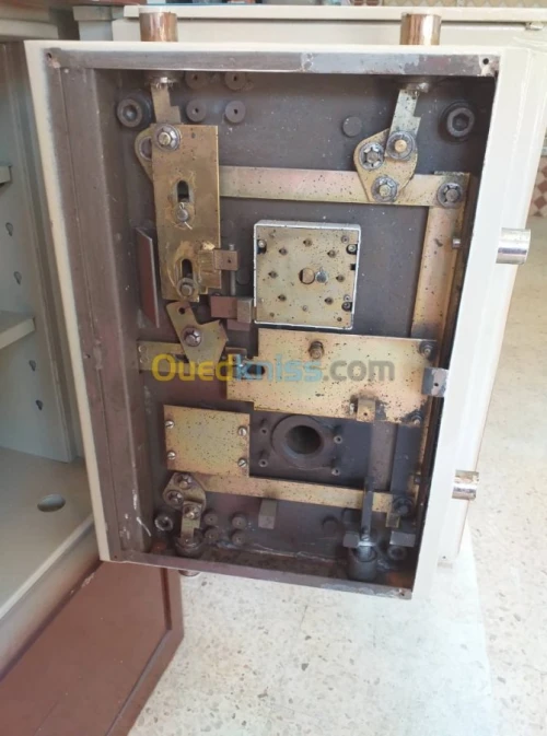 Ouverture porte fermée véhicule 24/24