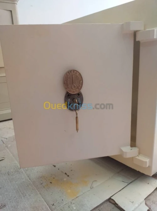 Ouverture porte fermée véhicule 24/24