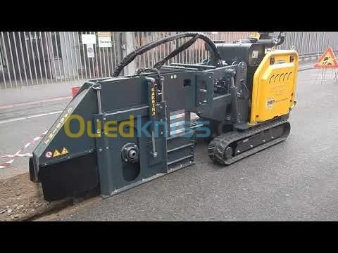 Mini trancheuse  Mini trancheuse 