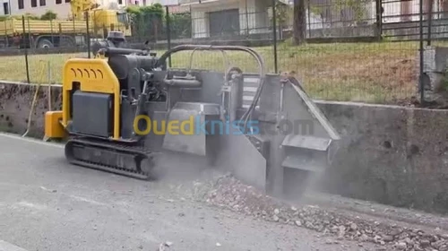 Mini trancheuse  Mini trancheuse 