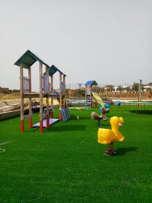 les aire de jeux -  ( tobougo - balansoir - bascule )