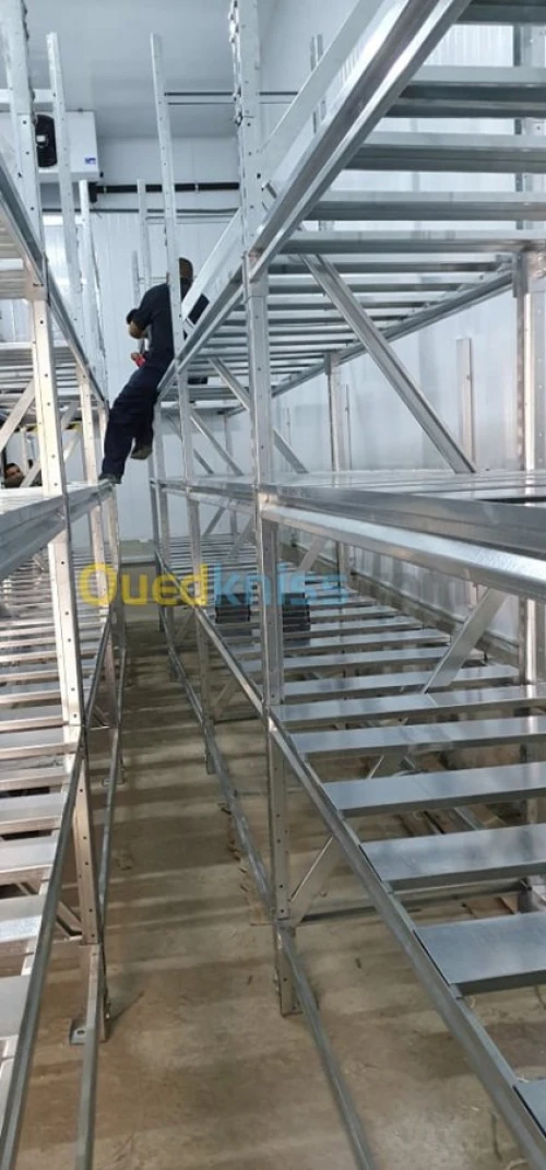 RAYONNAGE POUR CHAMBRE FROIDE.