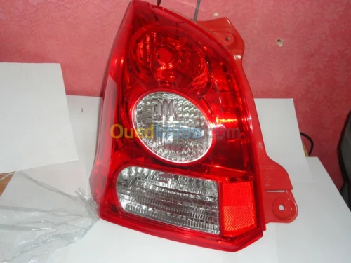 phare,feu arrier suzuki celerio