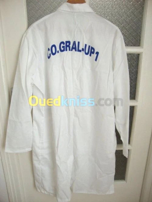 Blouses blanches neuves hommes coton.