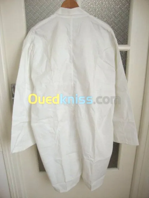 Blouses blanches neuves hommes coton.