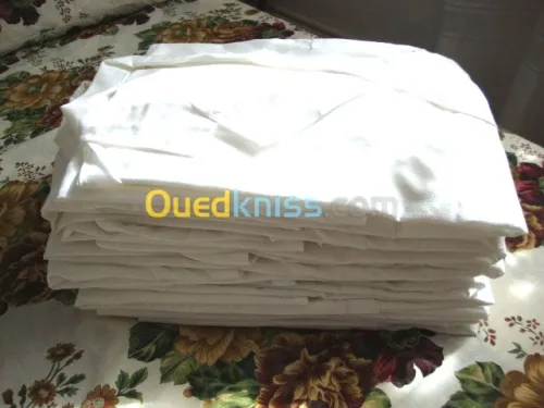 Blouses blanches neuves hommes coton.