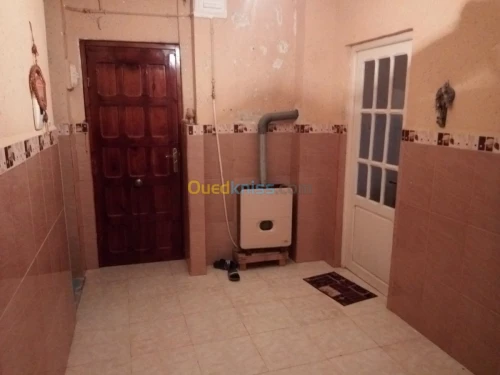 Echange Appartement F3 Relizane El hamadna