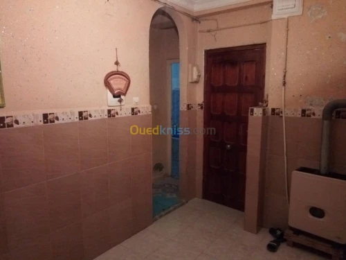 Echange Appartement F3 Relizane El hamadna