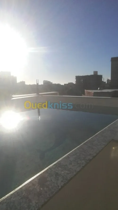       constrution de piscine.         