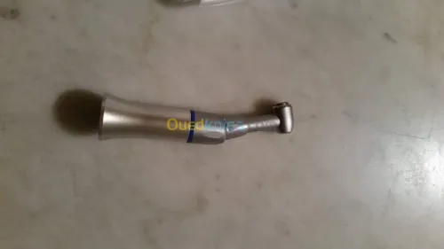 Matériel de dentiste 