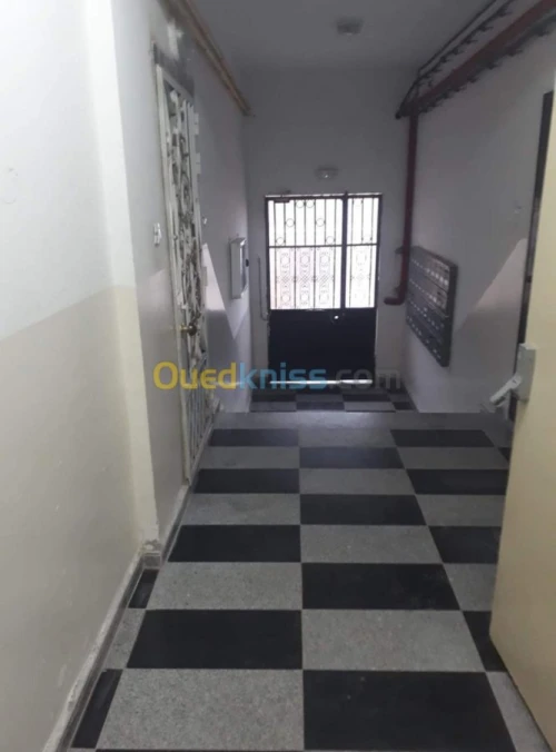 Location Appartement F3 Béjaïa Bejaia