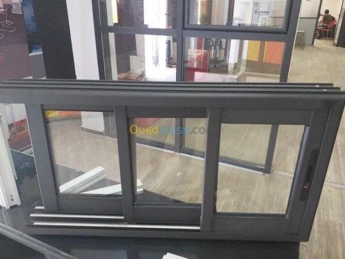 Traveaux de menuiserie aluminium.