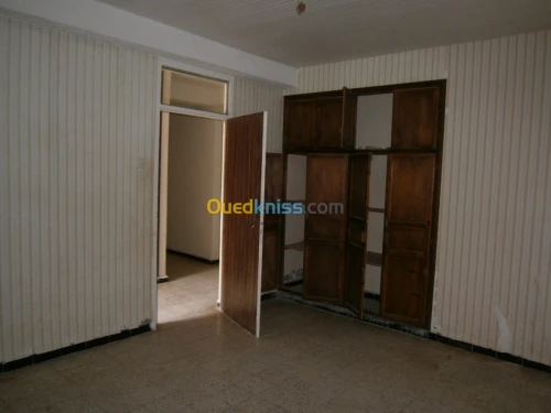 Vente Villa Bejaia Souk el thenine