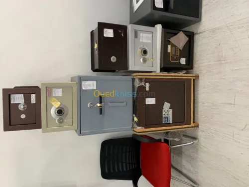 Coffre-forts, armoire blindée, bureau.
