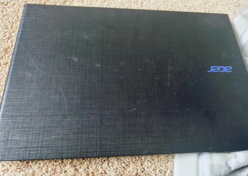 Acer i3