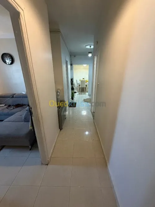 Location Appartement F4 Alger Bordj el bahri