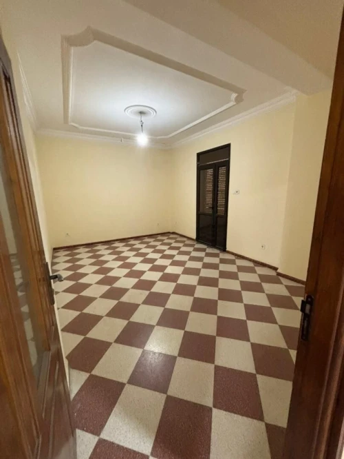 Location Appartement Niveau de villa F5 Alger Bordj el bahri