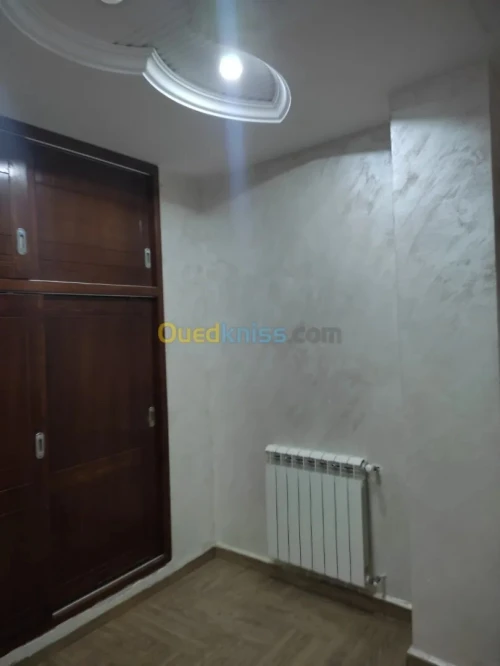 Location Appartement F4 Alger Bordj el bahri