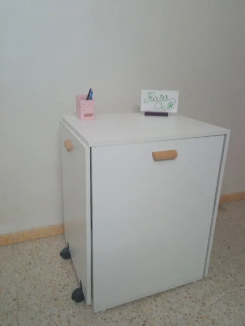 Petit bureau pliable - مكتب صغير قابل للطي 