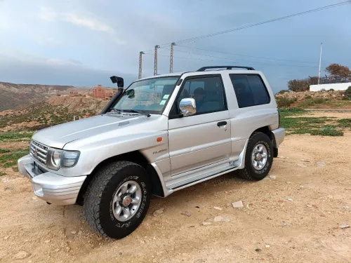 Mitsubishi Pajero Court 1995 Pajero Court