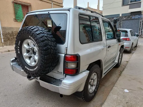 Mitsubishi Pajero Court 1995 Pajero Court