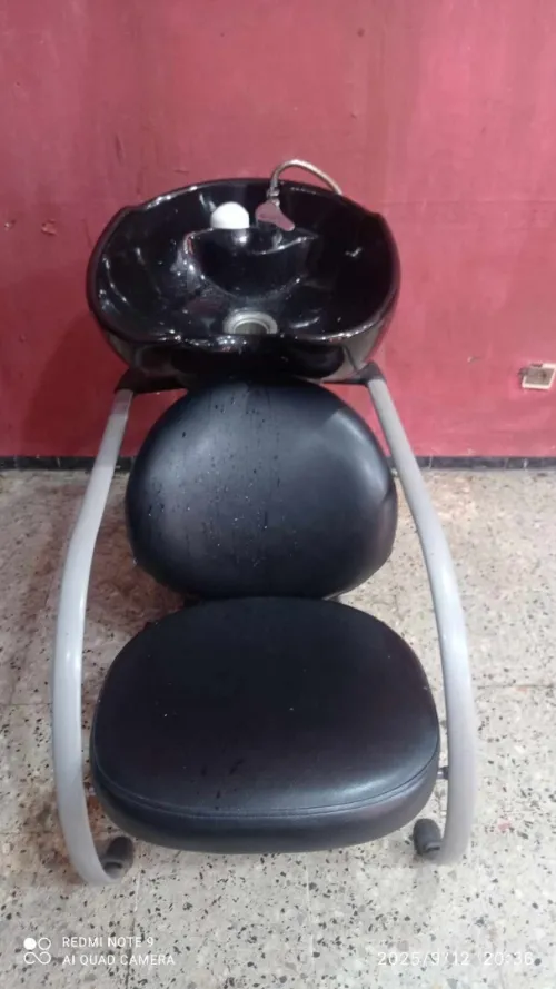 Matériel de coiffure pour homme