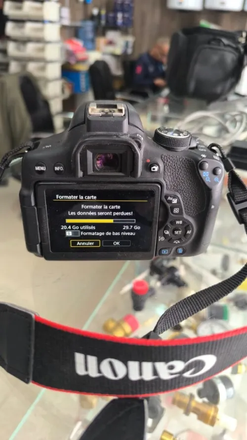 Canon 750D avec 18-55mm كاميرا  كانون احترافية
