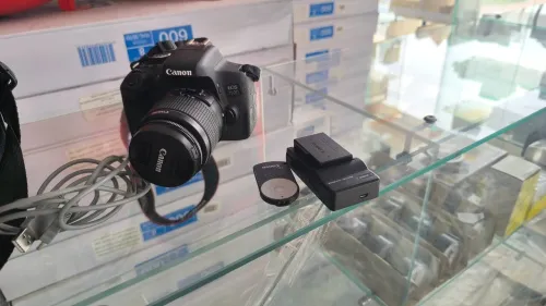 Canon 750D avec 18-55mm كاميرا  كانون احترافية