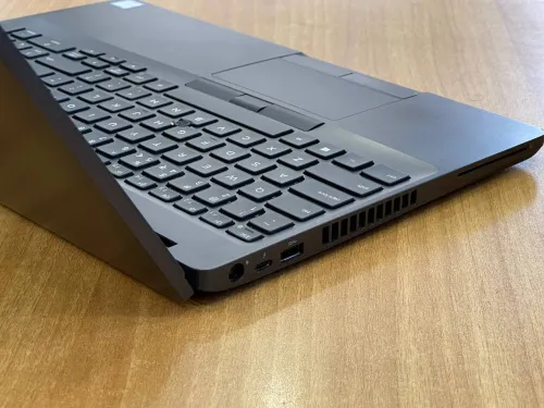 DELL LATITUDE 5500 / INTEL I5 8 EME / 8 G / 256 SSD NVME / 15.6 FHD