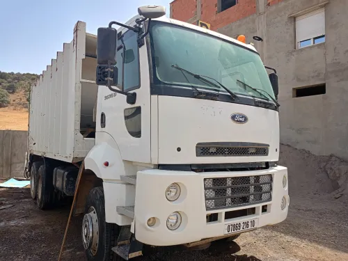 Ford Kargo 2016