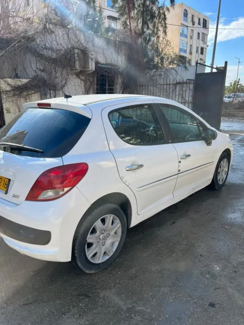 Peugeot 207 2012 