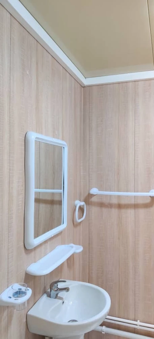 Bloc Hébergement en R+1  (20 chambre avec sanitaire)
