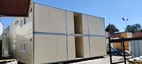 Bloc Hébergement en R+1  (20 chambre avec sanitaire)