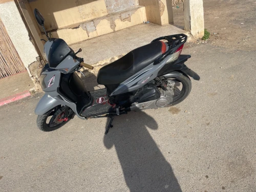 Sym Sr 2015