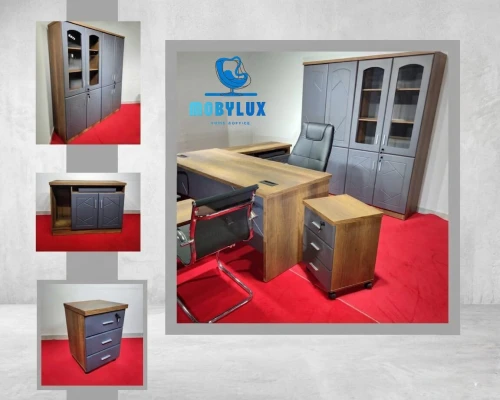 Ensemble de bureaux