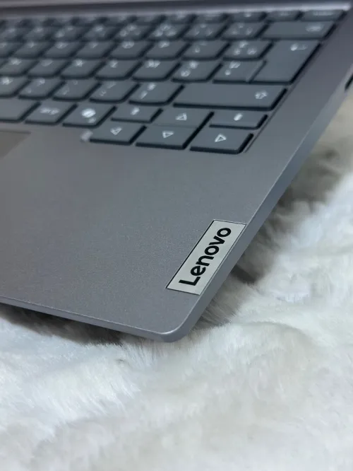 Lenovo thinkbook ultra 7 255H