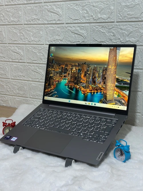 Lenovo thinkbook ultra 7 255H