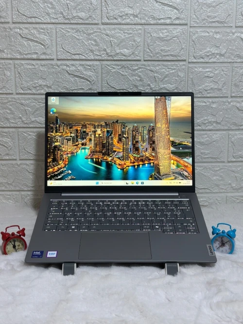 Lenovo thinkbook ultra 7 255H