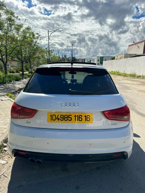 Audi A1 2016 