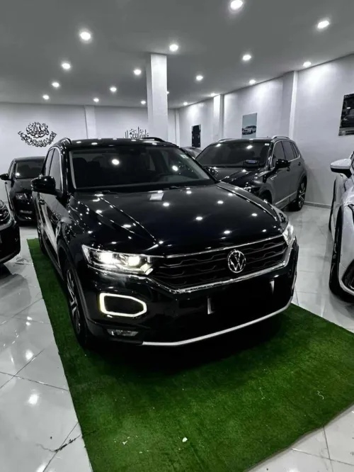 Volkswagen T-Roc 2021 active