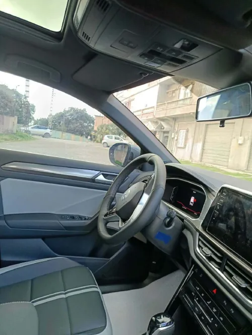Volkswagen T-Roc 2025 R-Line 