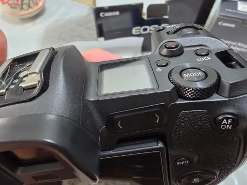 Canon EOS R + bague ring RF/EF + accessoires (complet)