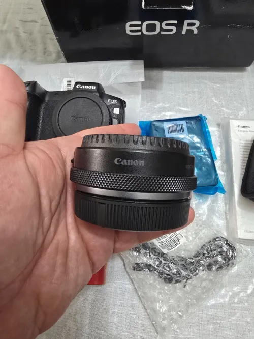 Canon EOS R + bague ring RF/EF + accessoires (complet)