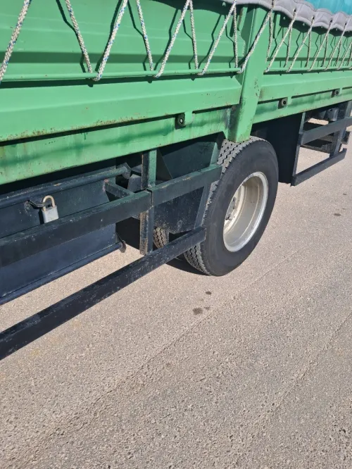 Nissan Cabstar 2013