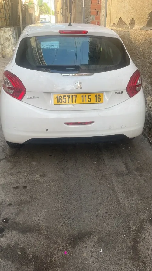Peugeot 208 2015 208