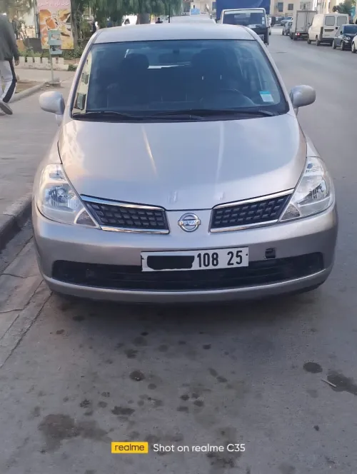 Nissan Tiida 5 portes 2008 Tiida 5 portes