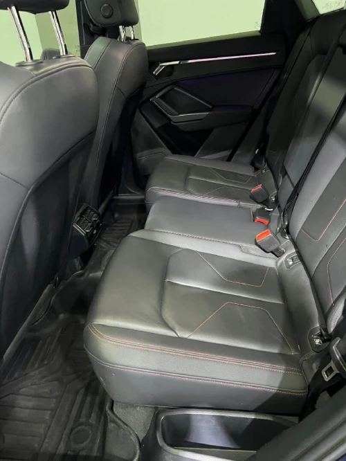 Audi Q3 2022 Q3