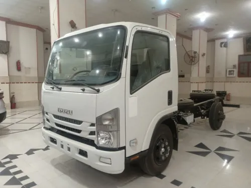 Isuzu Npr 71 2025