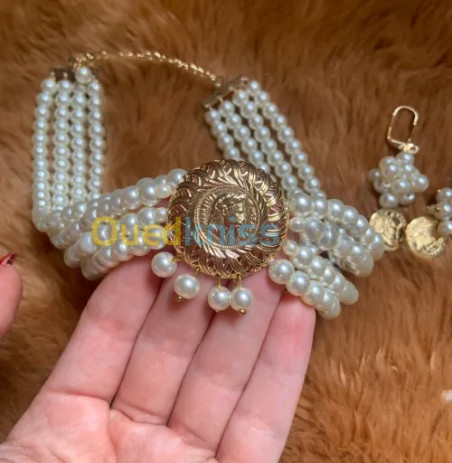 Parure de luxe ras de cou plus boucles d oreilles dernière collection de ah bijoux