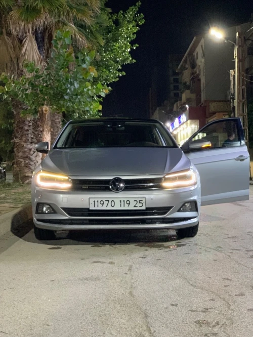 Volkswagen Polo la carat plus 2019 La carat